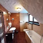 Alojamento de Acomodação e Pequeno-almoço Sári Udvar 4*