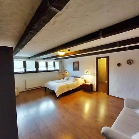 Couette-café Sari Udvar 4*